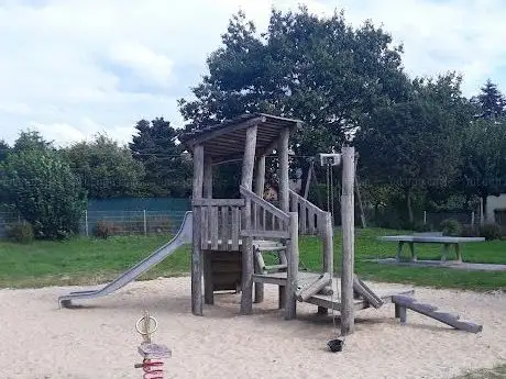 Photo de Spielplatz Ludwig-Quidde-Straße