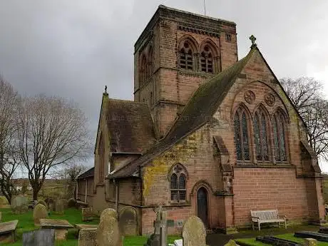 Photo de St John the Evangelist's Church  Norley