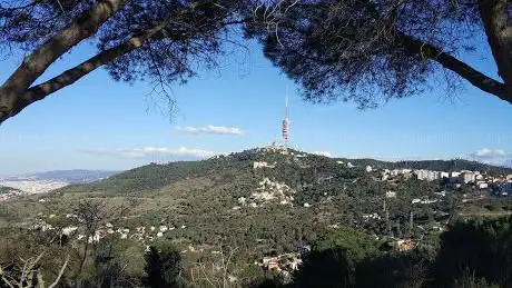 Photo de Santa Maria del Collserola