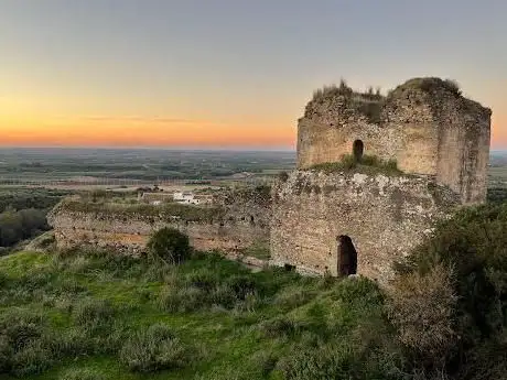 Photo de Castle of Setefilla Lora del RÃo