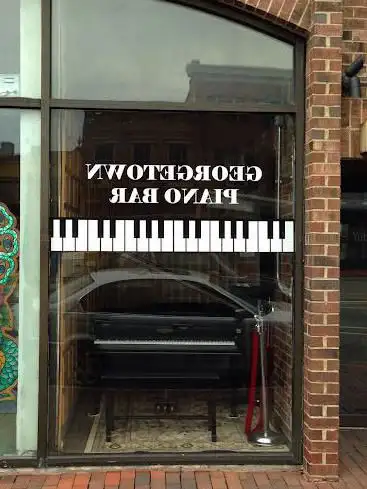 Photo de Georgetown Piano Bar