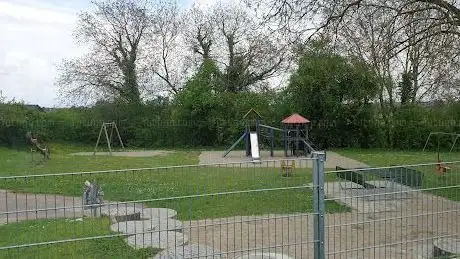 Photo de Spielplatz an der B3