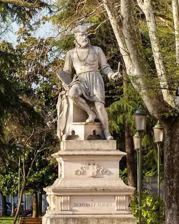 Photo de Monument to Paolo Veronese (Romeo Cristani  1888)