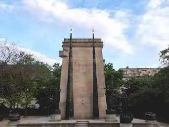 Photo de Monument to Human Rights