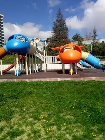 Photo de 90.Yıl Republic Park