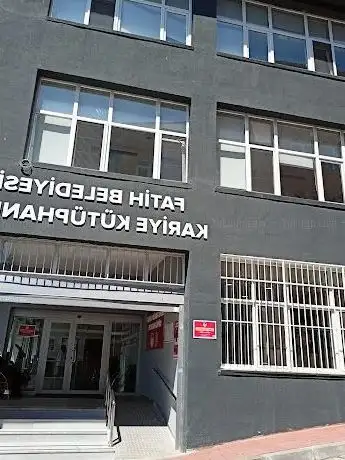 Photo de Fatih Belediyesi Kariye Refik Halid Karay Kütüphanesi