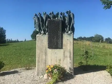 Photo de Denkmal für den Todesmarsch der Häftlinge des KZ Dachau