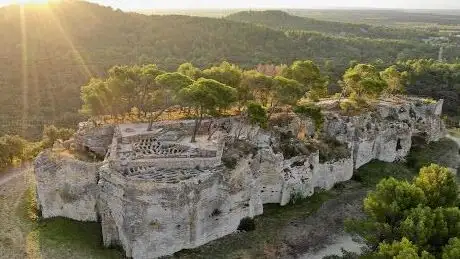 Photo of Abbaye de Saint-Roman