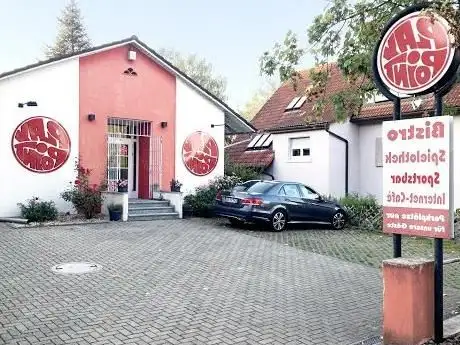 Photo de PLAY POINT Spielhalle