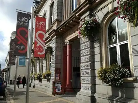 An Táin Arts Centre