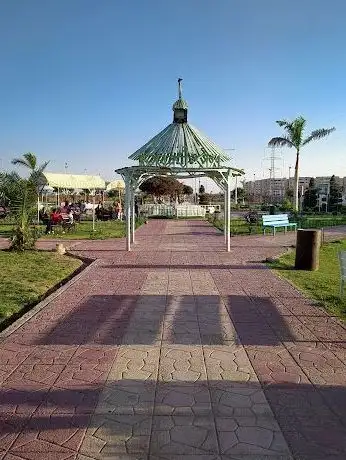 Photo de الساحه الرياضيه بمدينة المستقبل