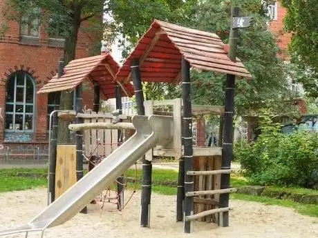 Photo de Spielplatz 