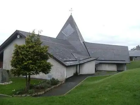 Photo de Church Of The Resurrection Ballinfoyle