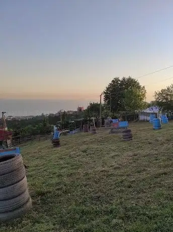 Photo de ÜÇES PAİNTBALL