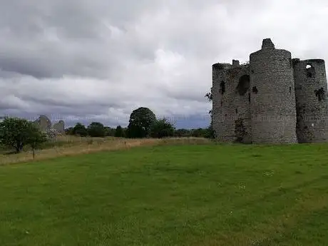 Ballyloughan Castle