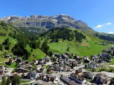Photo de Consorzio impianti a fune Arabba Marmolada
