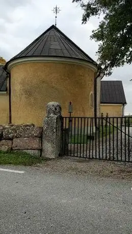 Photo de Skogs-Tibble kyrka