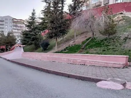 Photo de Hüseyin Nihal Atsız Parkı