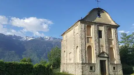 Photo de Chiesa del Monte Calvario