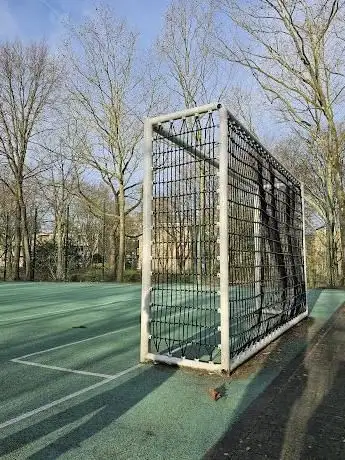 Photo de Kleinfußballfeld Grünzug Britz