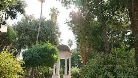 Photo de Villa Comunale
