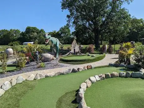 Photo de Jurassic Adventure Mini Golf
