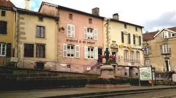 Photo de Broderie de Fontenoy-le-Château