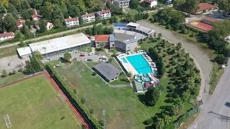 Photo de Sapanca Belediyesi / Yüzme Havuzu