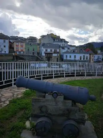 Photo de Muelle de Puerto de Vega