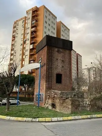 Photo de Markiköy Baruthanesi Su Kulesi