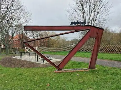 Photo de Start of Marriott's Way