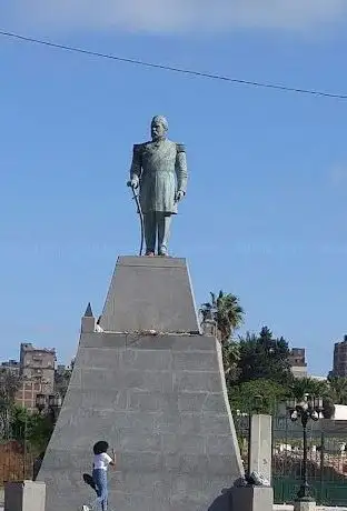 Photo de Khedawy Ismail Statue