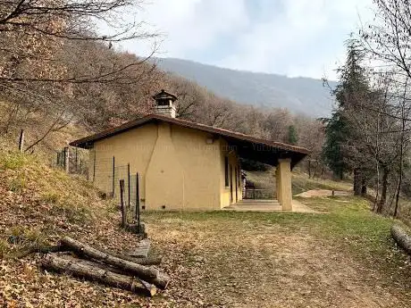 Photo de Casa Crusal - Rifugio Gruppo Difesa Ambiente Naturale