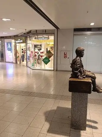 Photo de Monument for the Child