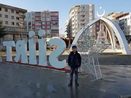 Photo de Siirt Municipality 100th Anniversary Park