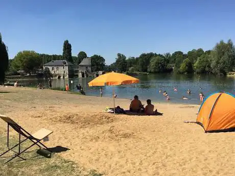 Photo de Swimming Villevêque