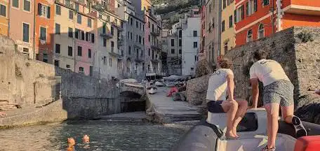 Photo de Boat Tour La Spezia - HopHop Boat - Location Bateau