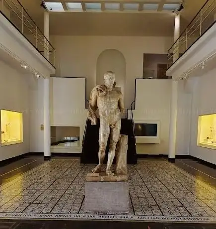 Photo de Musée d'Histoire et des Civilisations