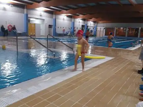 Photo de Piscina municipal Almudáfer