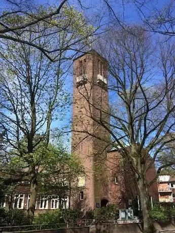 Photo de Melanchthonkirche Groß Flottbek - Ev.-Luth. Melanchthon-Kirchengemeinde Hamburg-Groß Flottbek