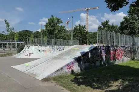 Photo de Skaterpark Günther-Klotz-Anlage