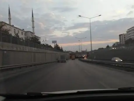 Photo de Tepebaşı Belediyesi Dinlenme Parkı