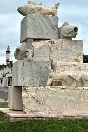 Photo de Monumento ao Pescador