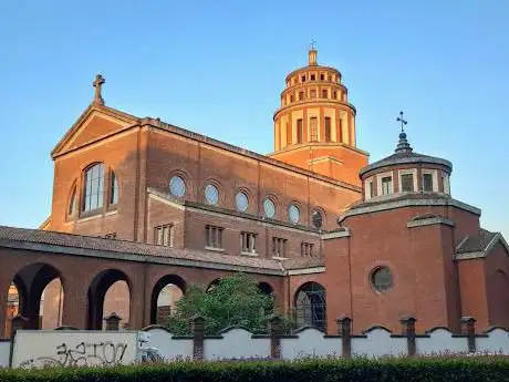Photo de Chiesa Cattolica Basilica Parrocchia dei Santi Nereo e Achilleo