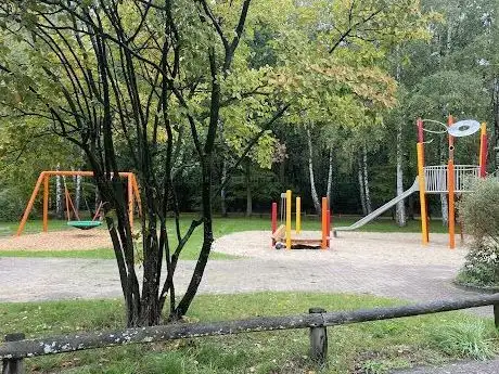 Photo de Spielplatz Niemeyerstraße