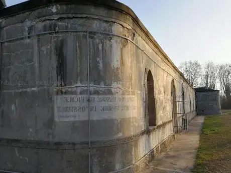 Photo de Forte Mezzacapo