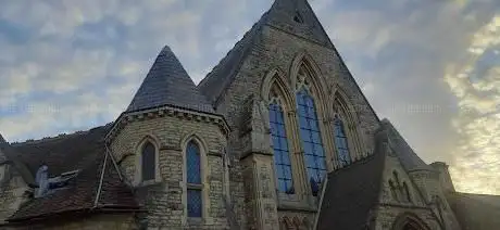 Photo de St Peter the Apostle Church