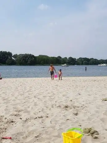 Photo de Beachclub Palm Beach Roermond van Area X