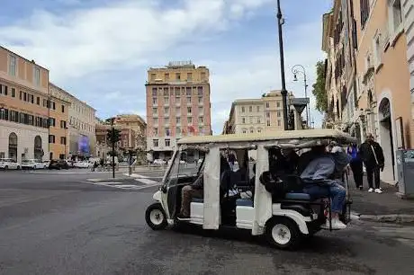 Photo de Xploring Rome - golf cart tours
