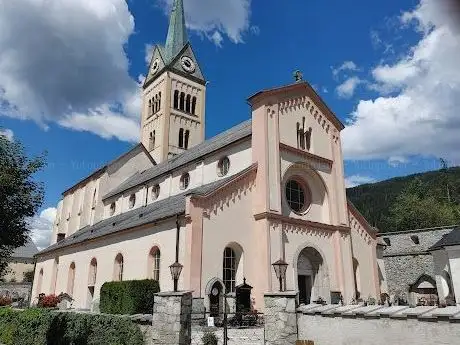 Photo de Stadtpfarrkirche Maria Himmelfahrt Radstadt